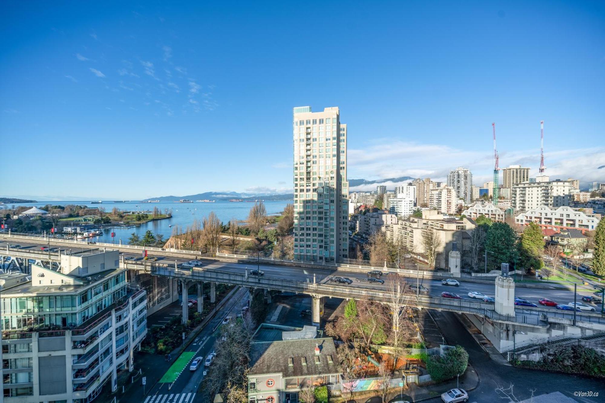 Breathtaking 2 Bedroom In Yaletown With A View Of English Bay Apartment Vancouver