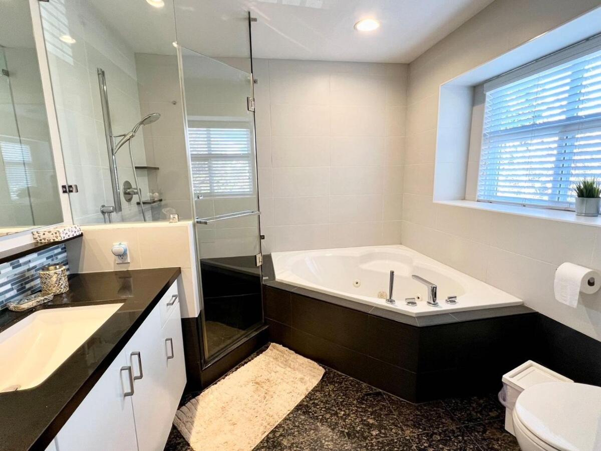 Adorable 4b House-vancouver West Free Parking * Vancouver