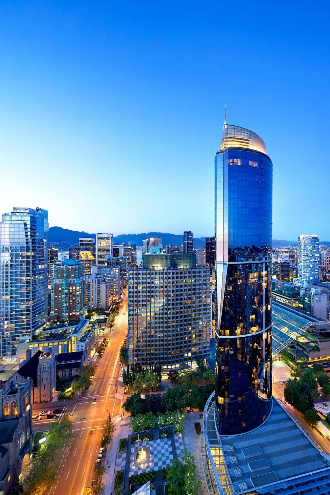 Sheraton Centre Hotel