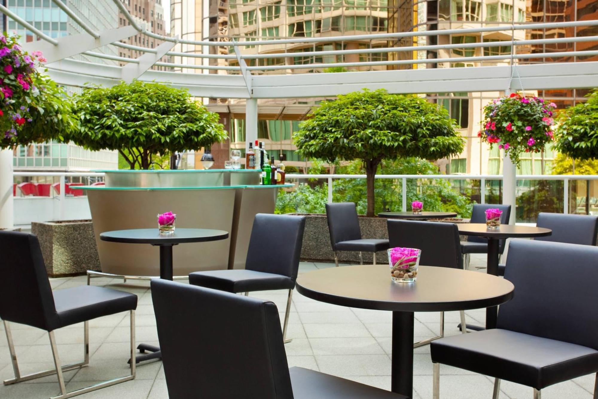 Hotel Marriott Pinnacle Downtown Vancouver