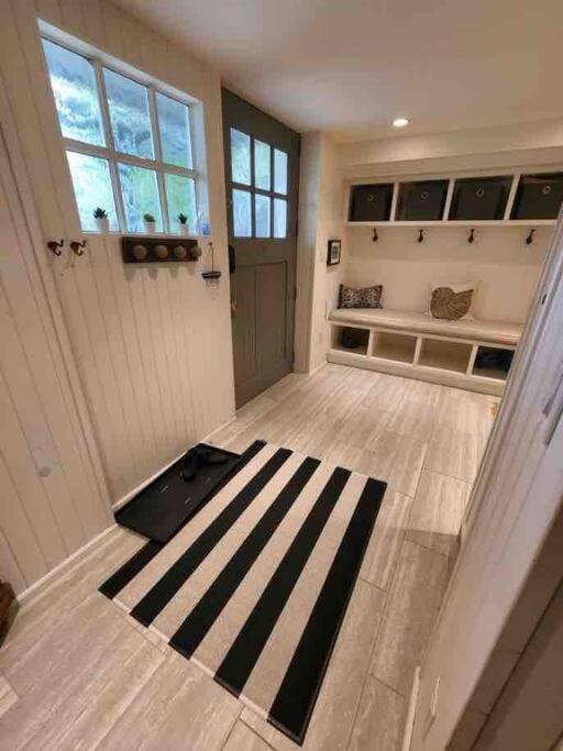 Large Renovated Character With 3 Beds/2 Bath Vancouver