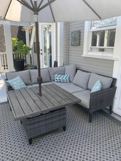Large Renovated Character With 3 Beds/2 Bath Vancouver