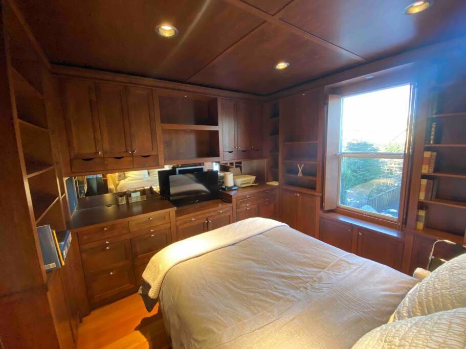 Large Renovated Character With 3 Beds/2 Bath Vancouver