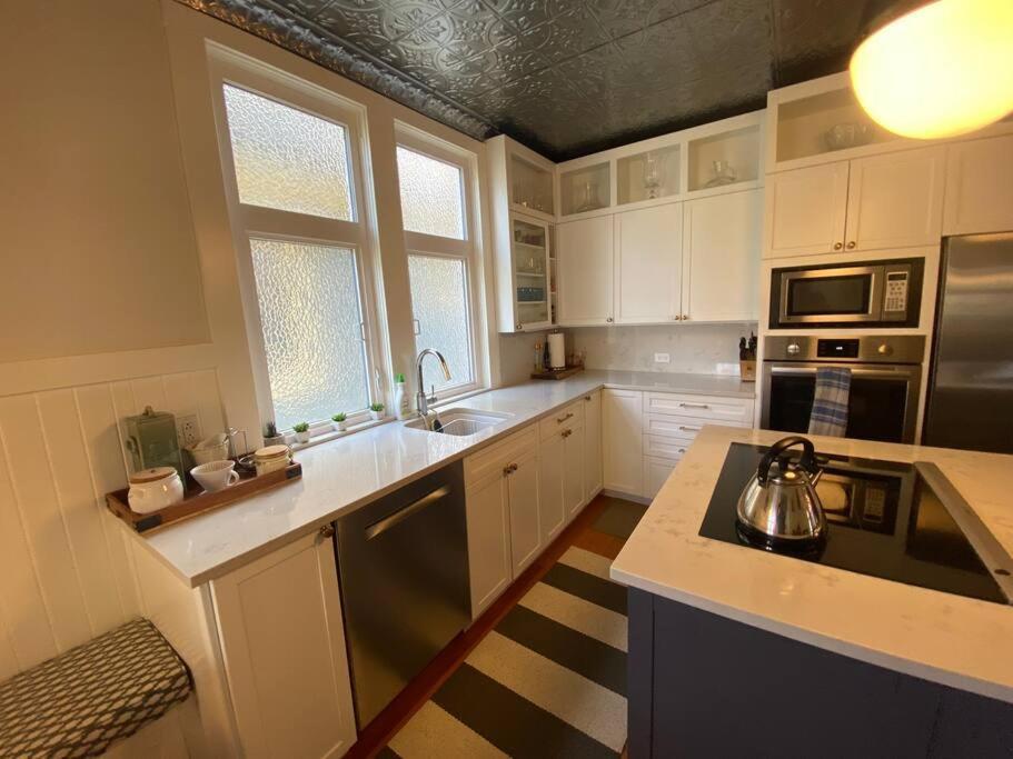 Large Renovated Character With 3 Beds/2 Bath *