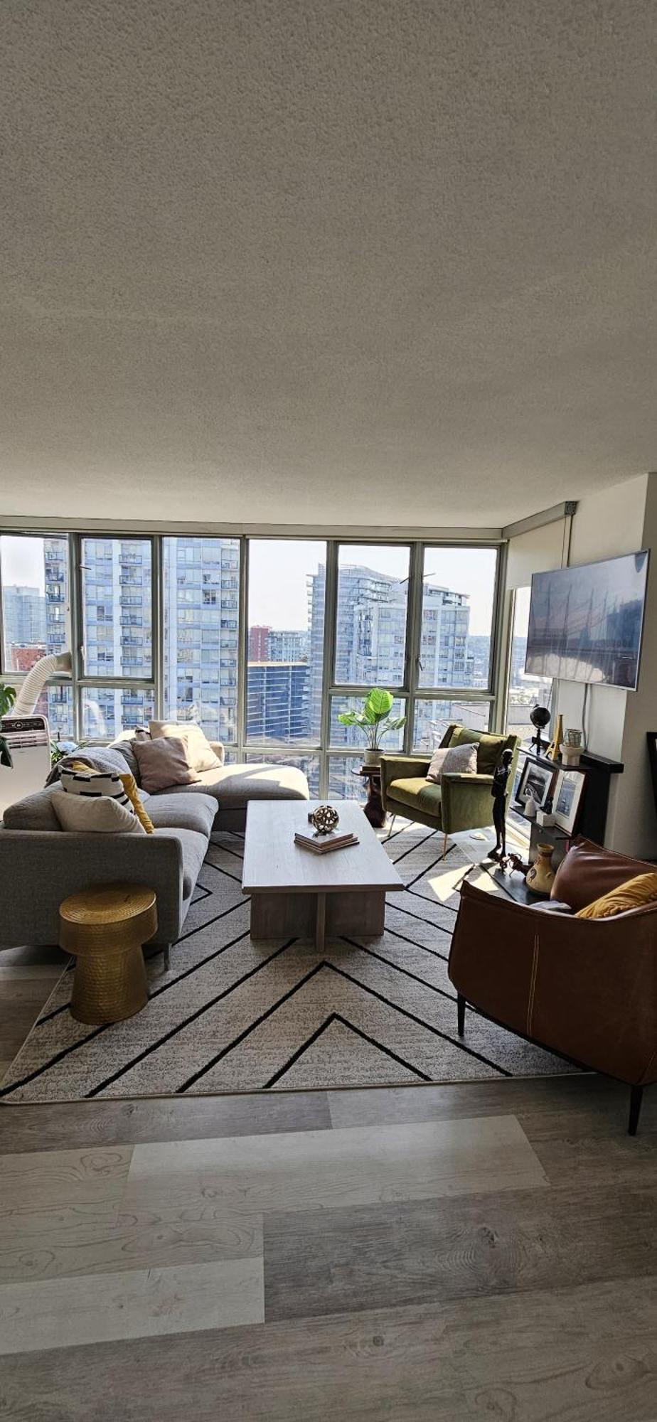 Cozy Yaletown Vancouver