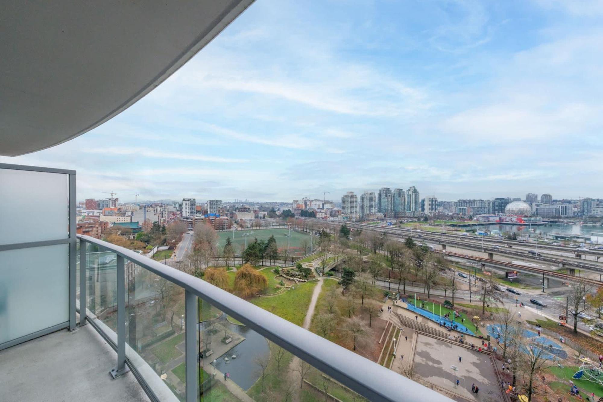 Apartment Modern Downtown With Pool Jacuzzi & Sauna Vancouver
