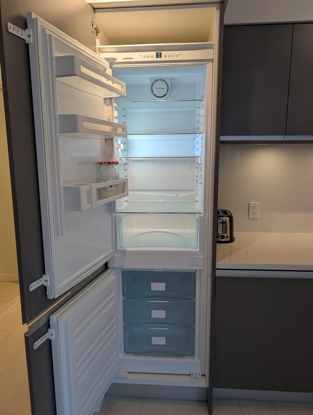 Modern 2 Bedroom With Ac In Olympic Village *
