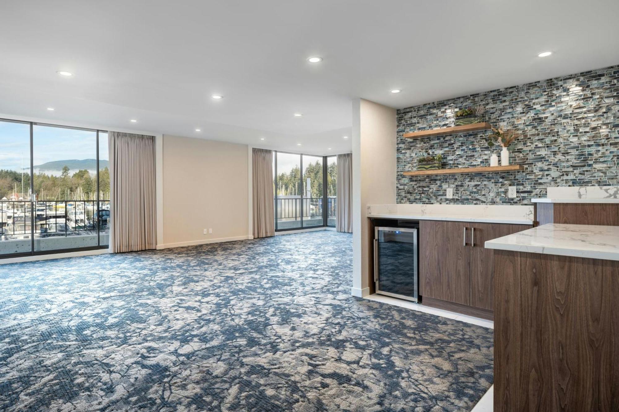 The Westin Bayshore, Hotel