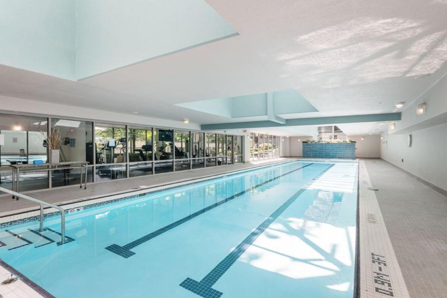 Yaletown Gem Located In The Heart Of Downtown *