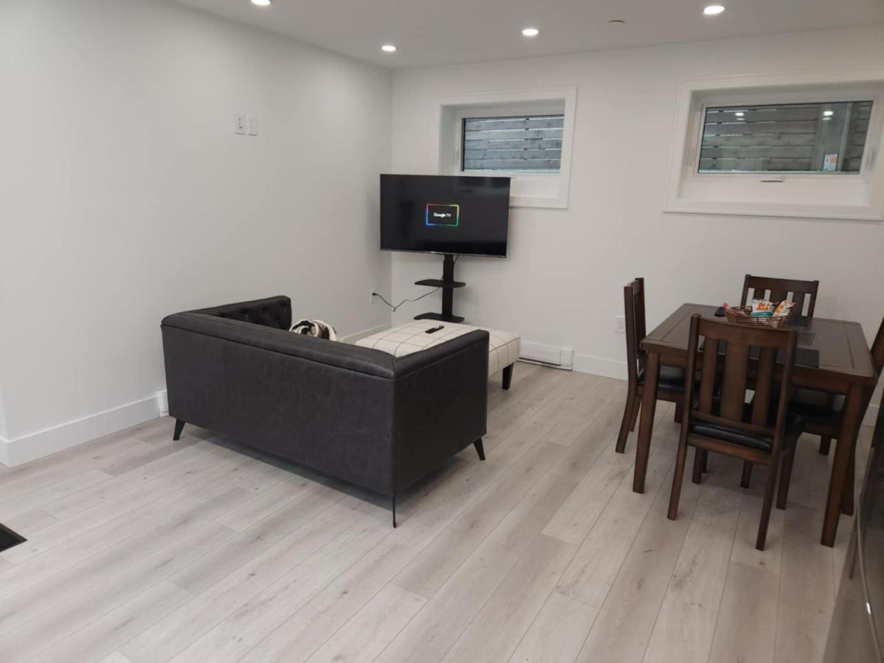 Townhouse 1 Bedroom On Lower Floor Holiday home *