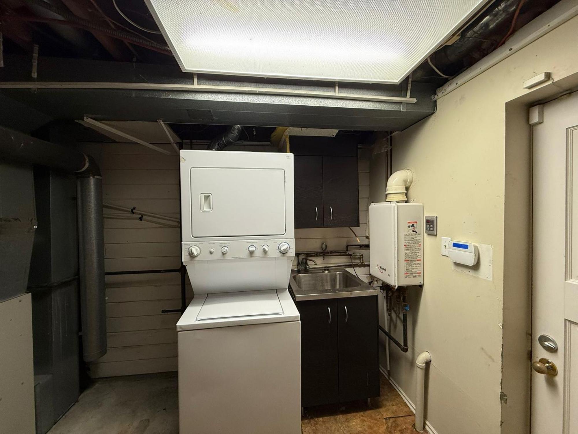 Wallace Park Bnb - 7 Min To Downtown * Vancouver