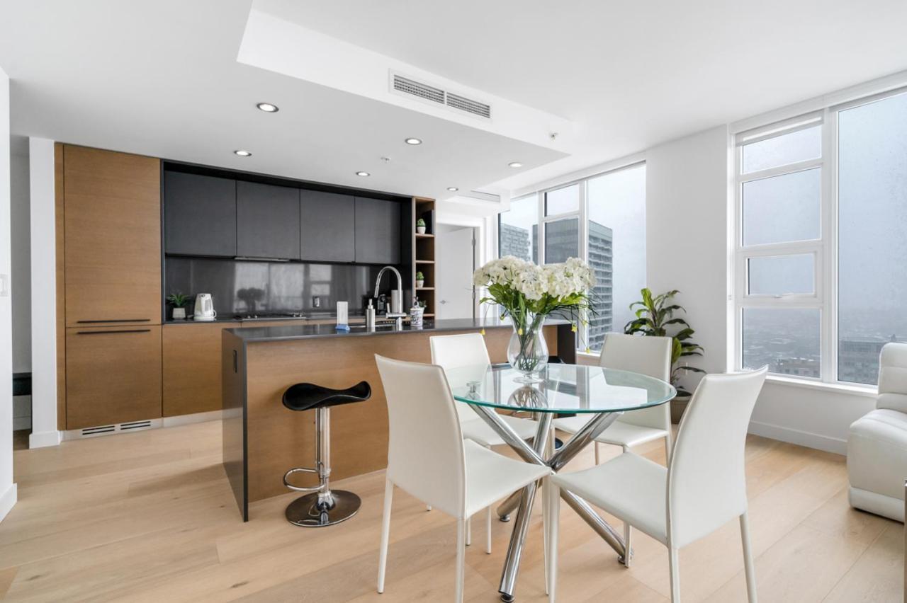 Apartment Elegant Luxury & Stunning Views Vancouver