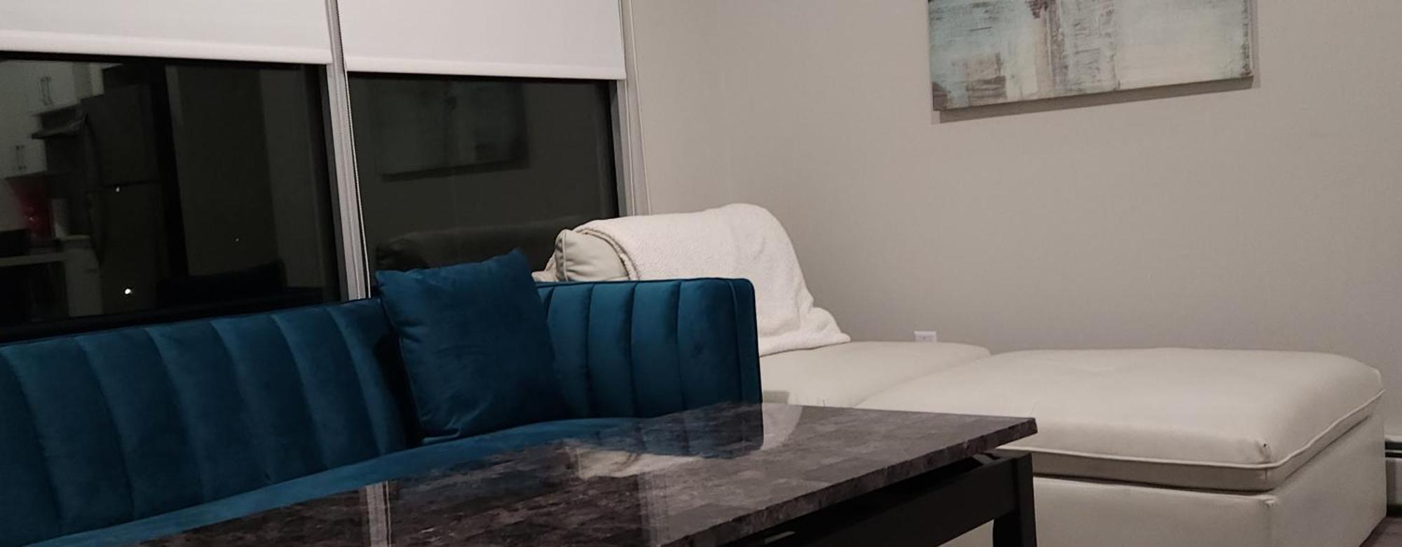 Urban Elegance Townhouse In Downtown Vancouver