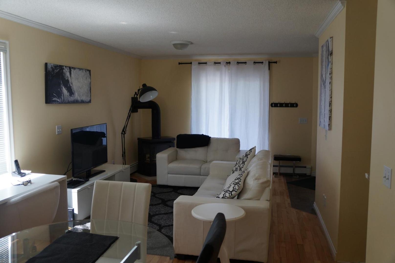 Holiday home Contemporary Comfort In Vancouver's Downtown Hub *