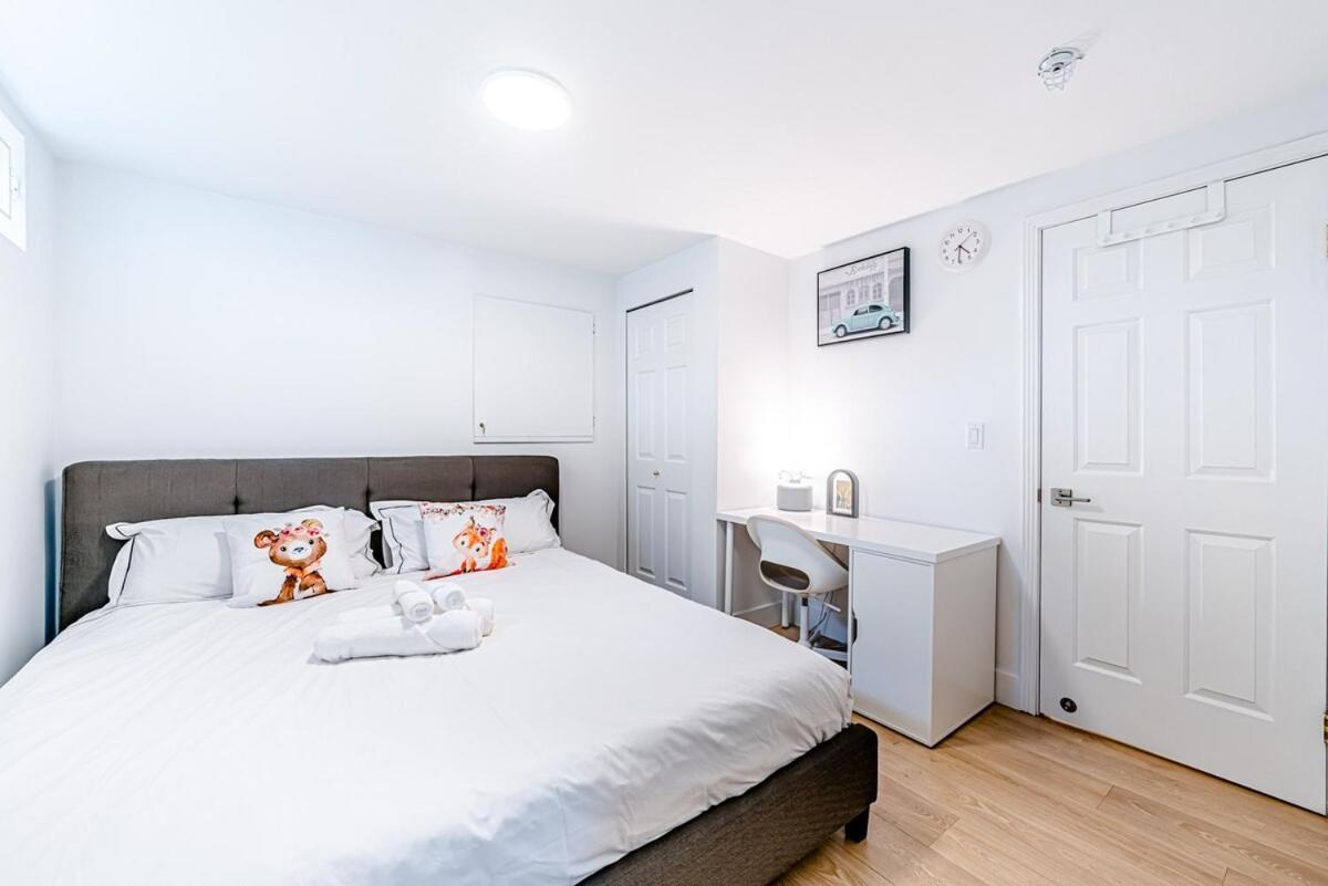 Cozy 2-bedroom Basement In Holiday home