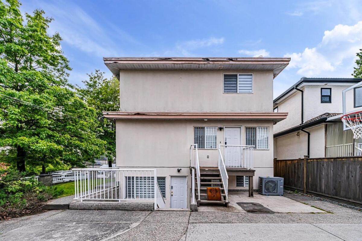Cozy 2-bedroom Basement In Vancouver