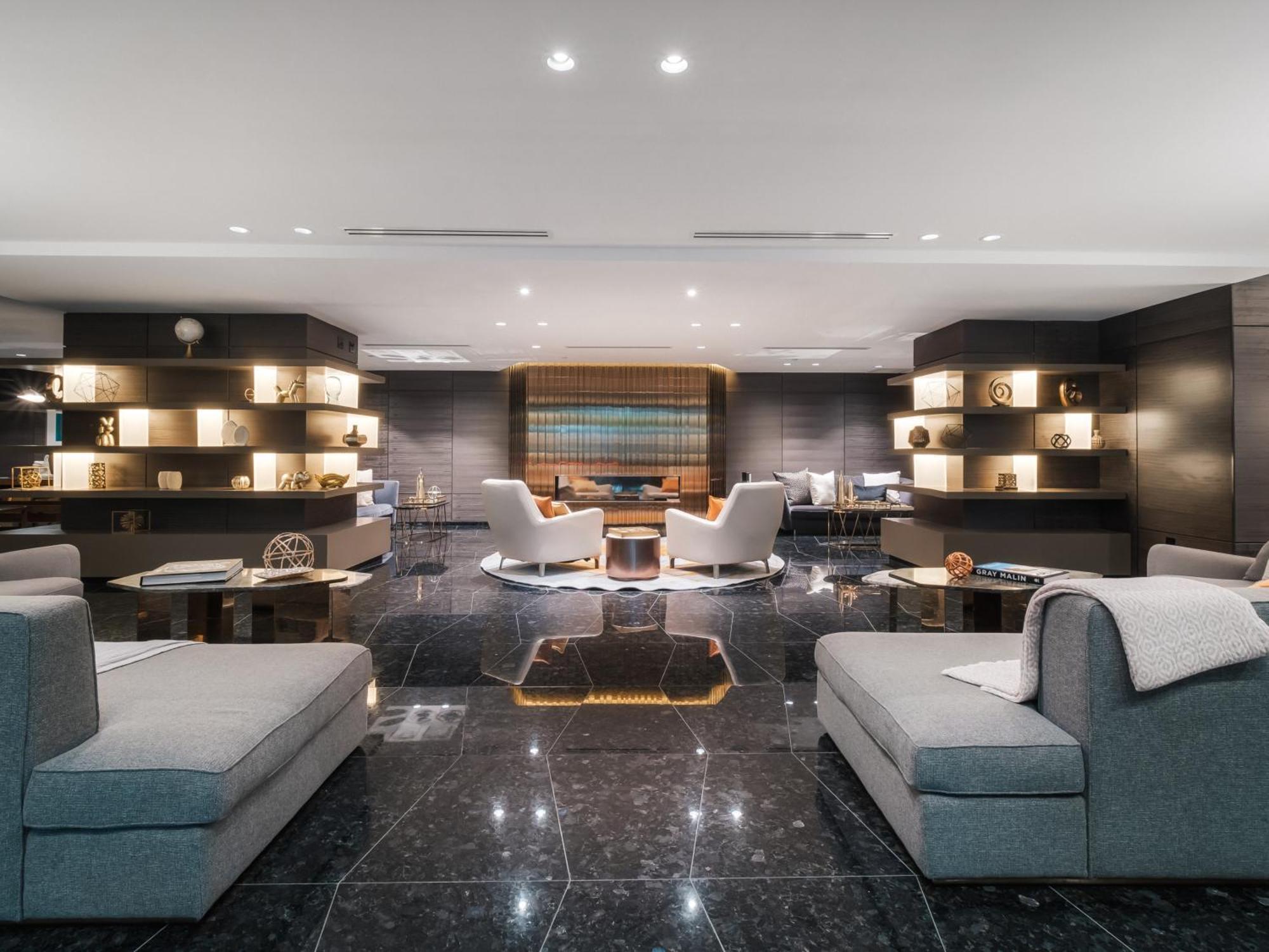 Paradox Hotel Vancouver Hotel Vancouver