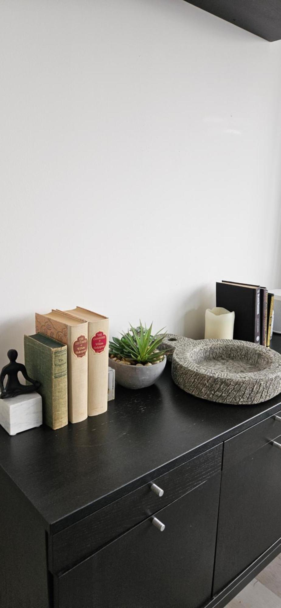 Cozy Yaletown Apartment Vancouver