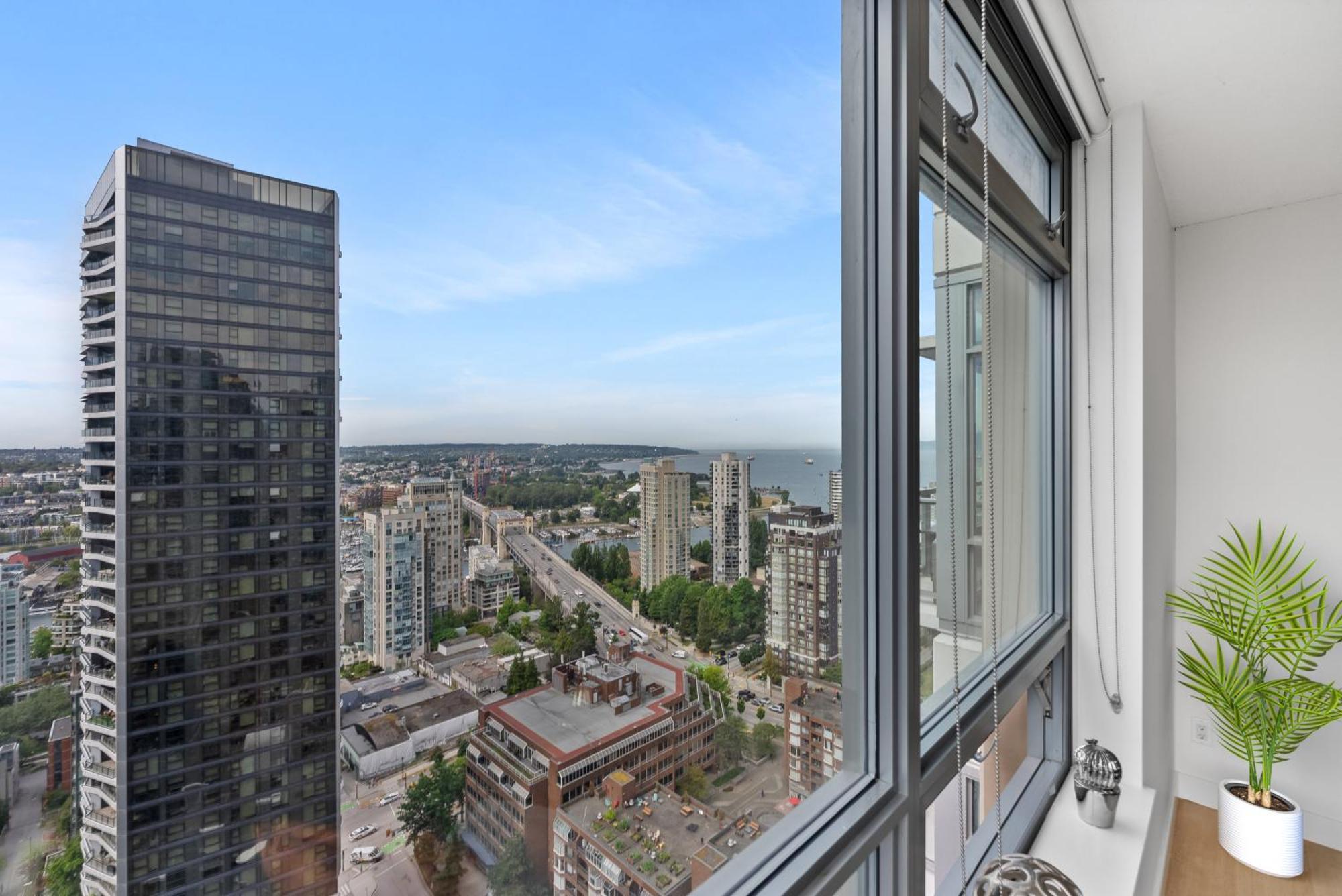 Spectacular Ocean View 2 Bedroom For Rent Vancouver