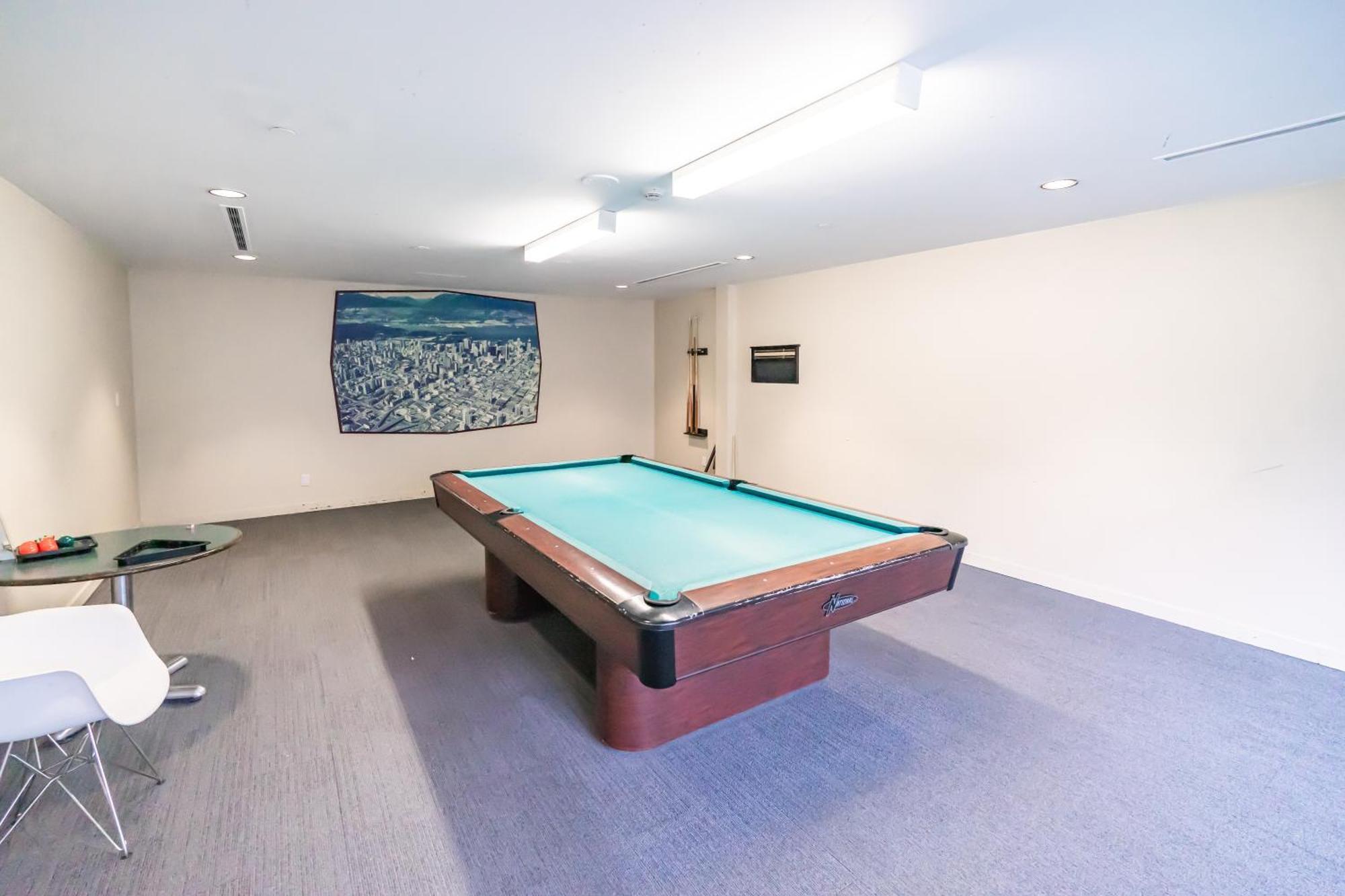 Modern & Cozy In The Heart Of Downtown Apartment Vancouver