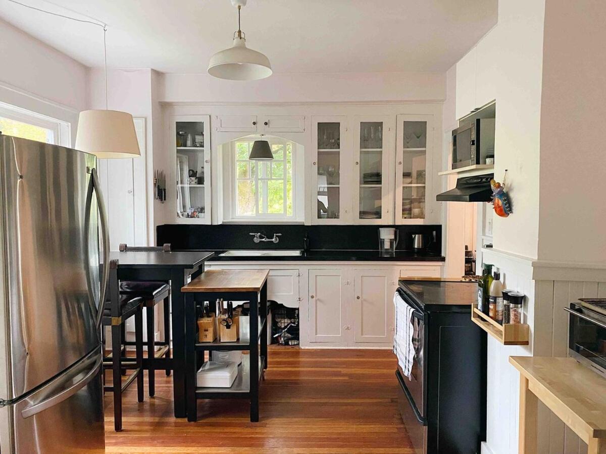 Holiday home Craftsman In Popular East Village Vancouver