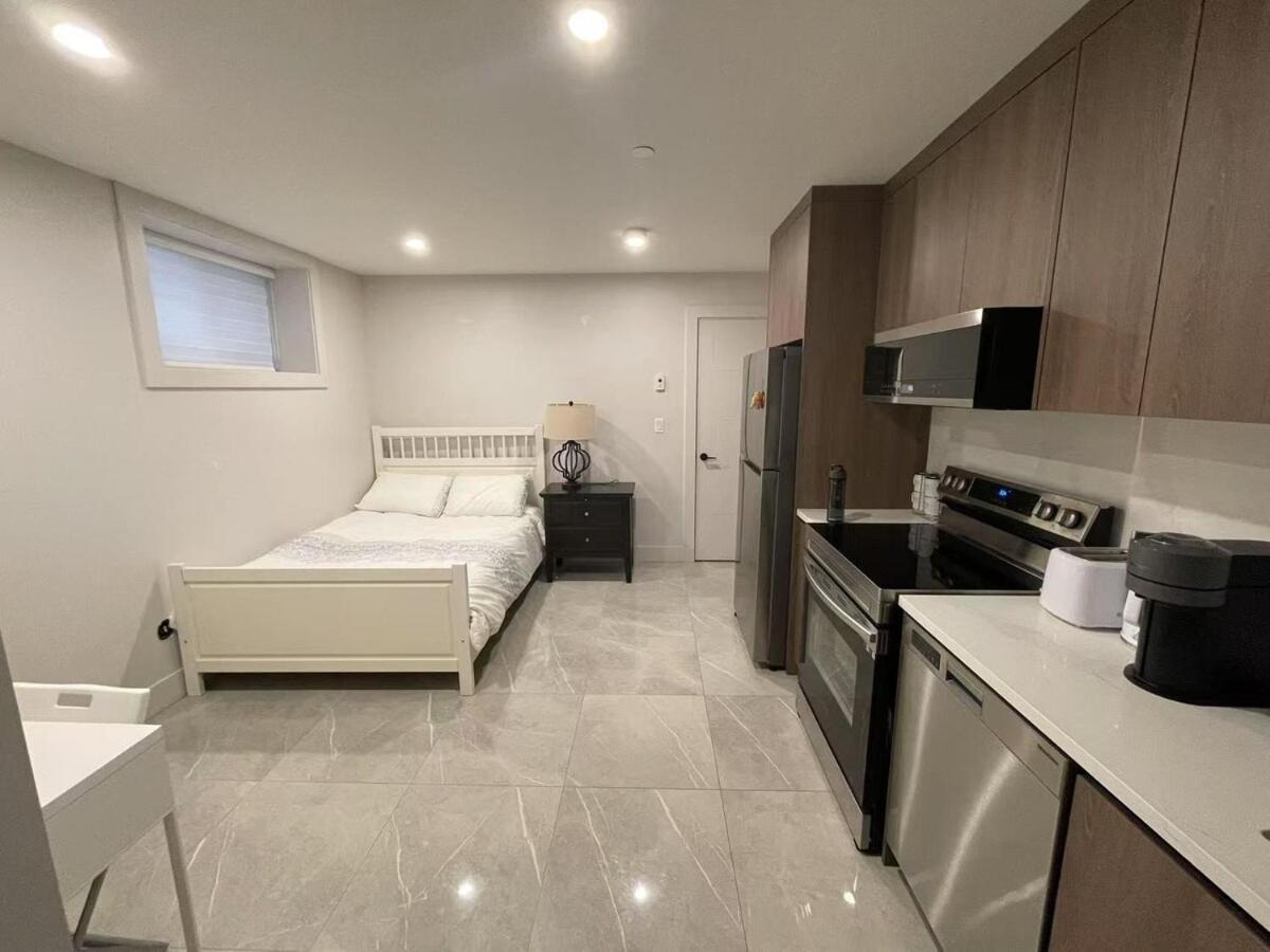 Spacious & Modern Comfort Retreat In The