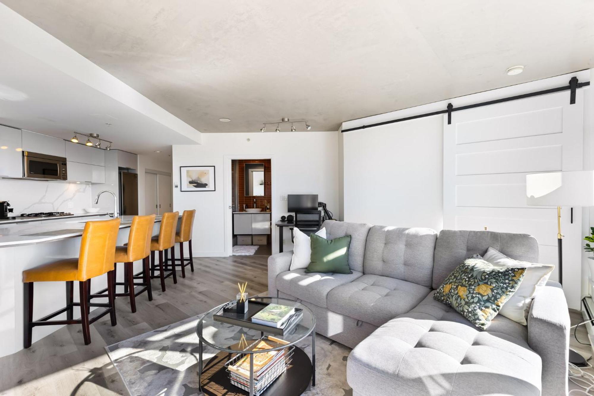 Luxury With Views Apartment *