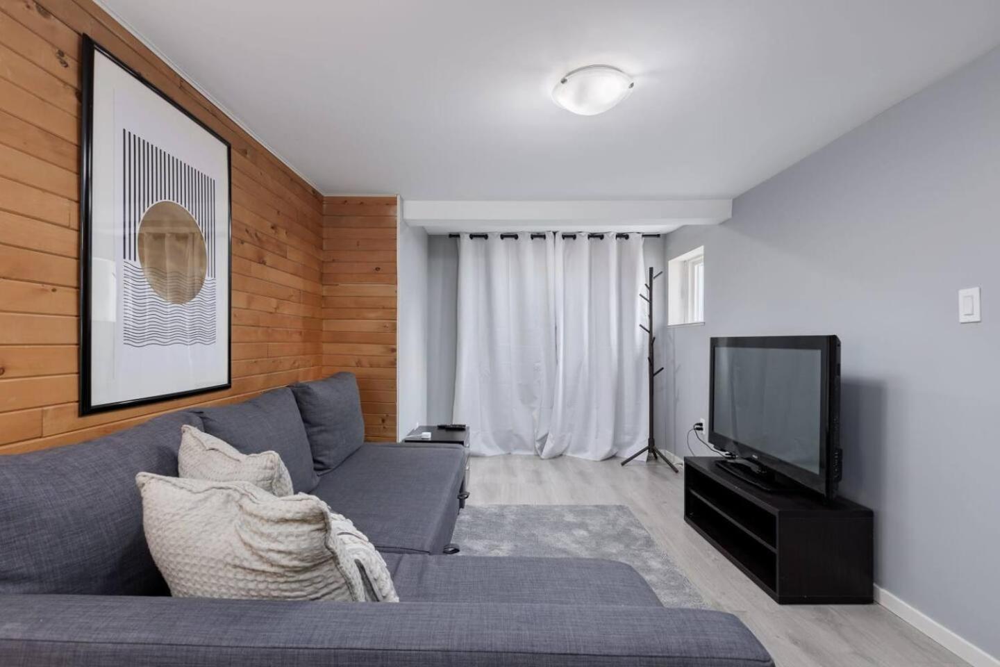 Spacious 4br Retreat Near Yvr And Dt Holiday home Vancouver