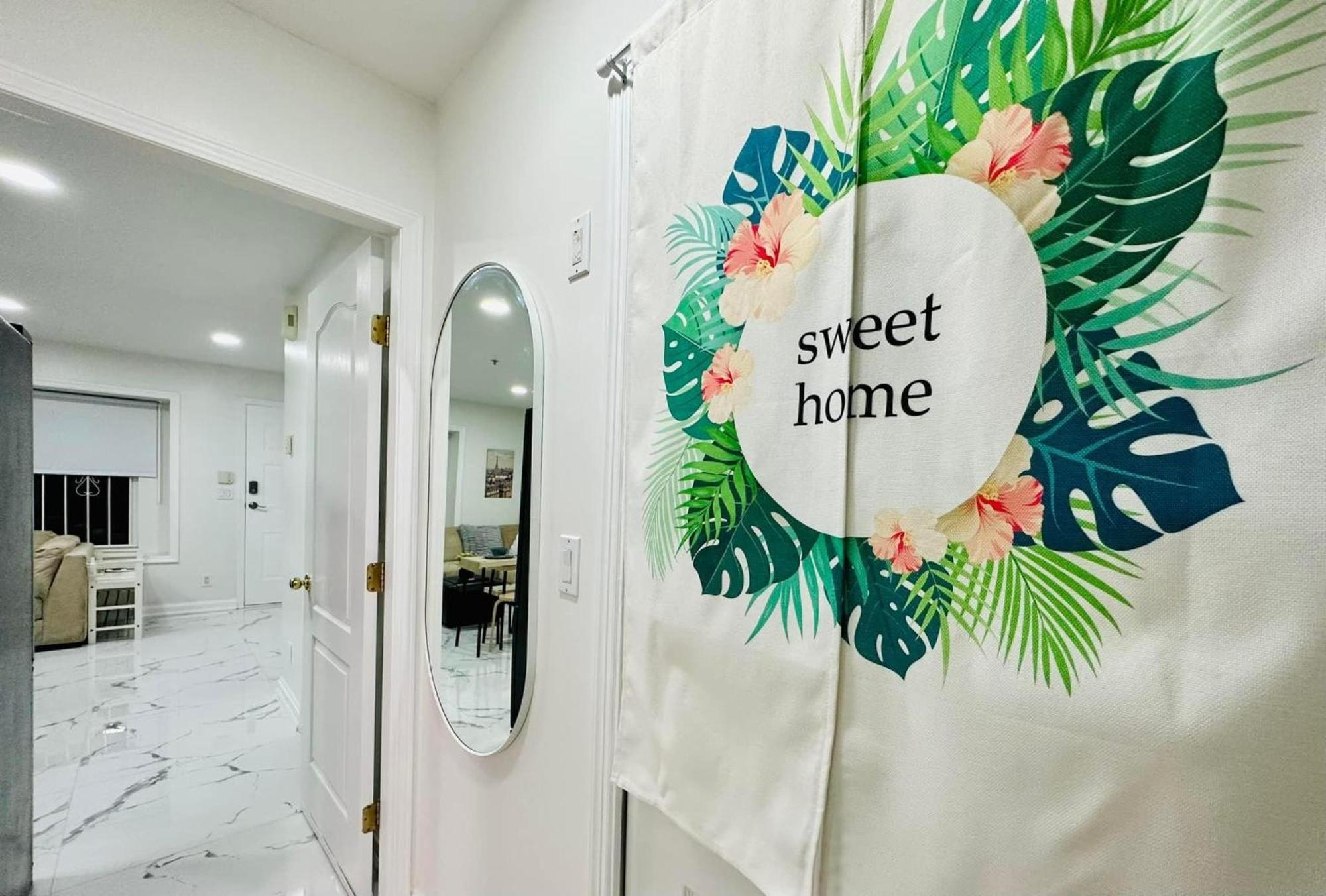 2br 1ba Guest With King Bed - Free Parking - Renfrew Station - Location