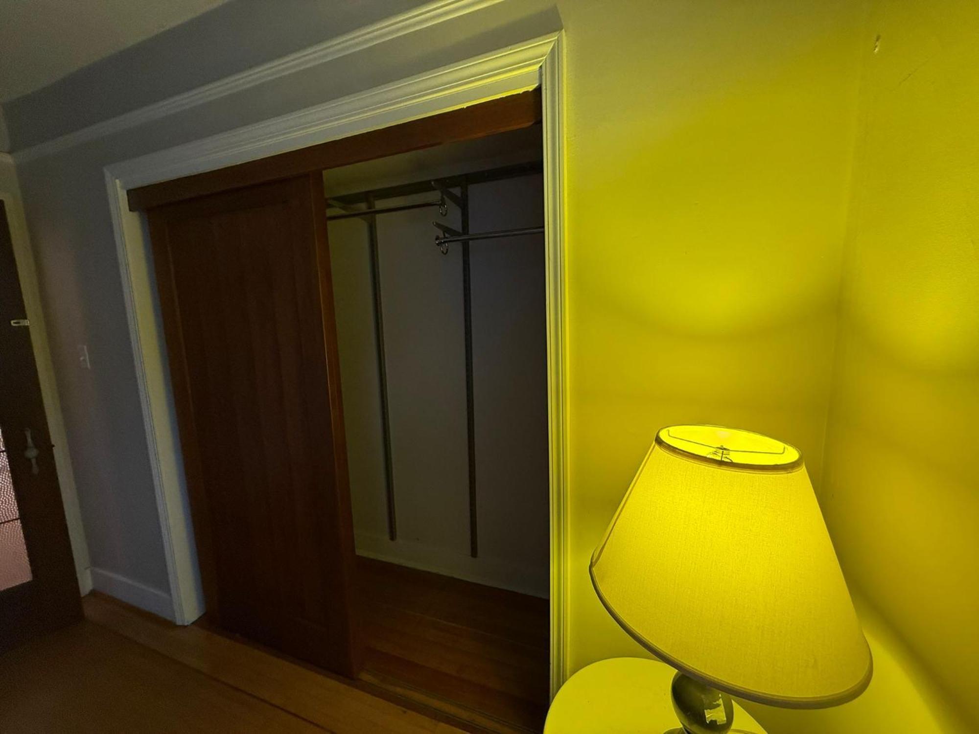 Homestay Cozy Room- Near Kits Beach, Downtown & Ubc Vancouver
