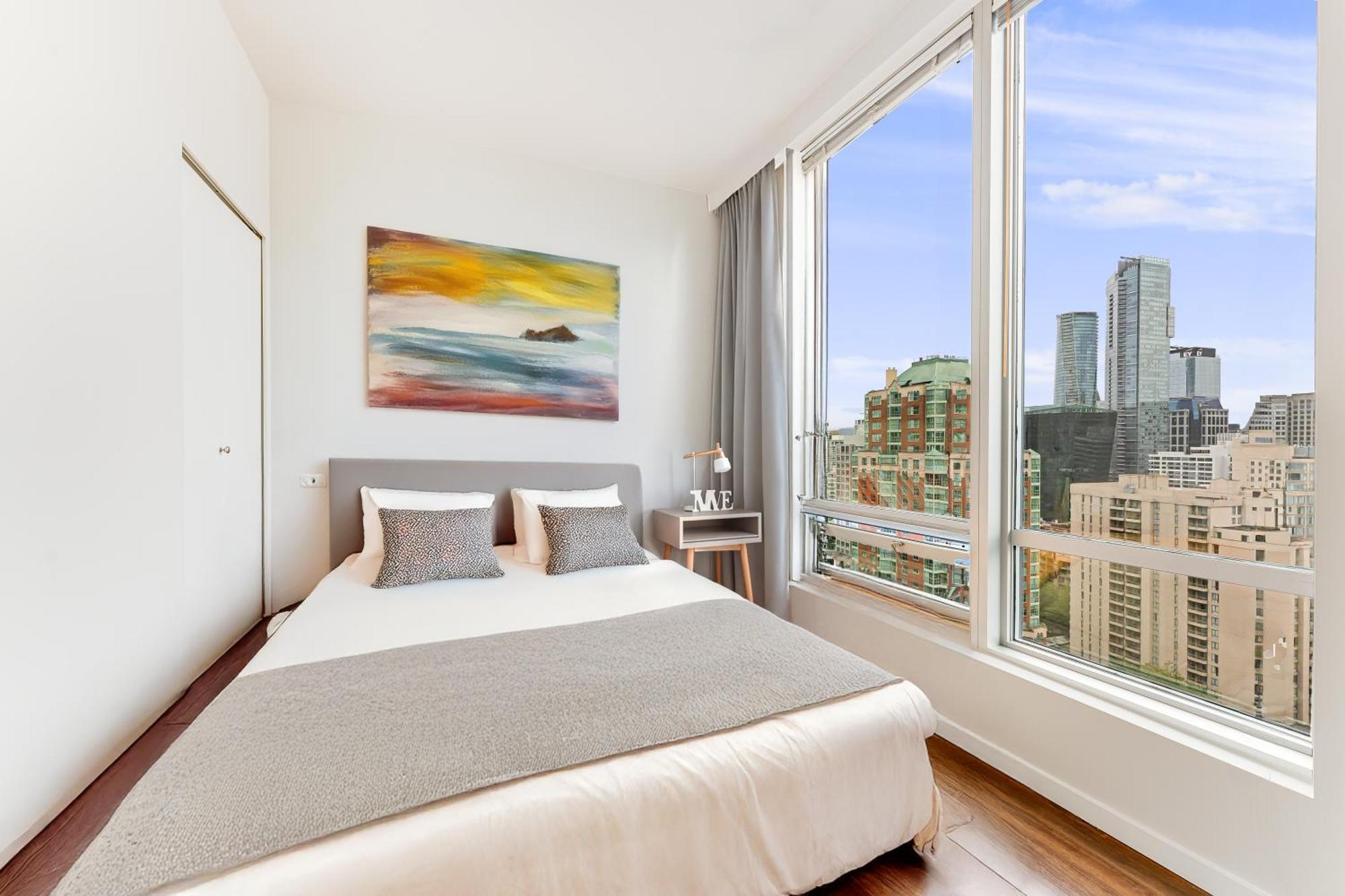 Apartment High Rise 2br With Panoramic Views
