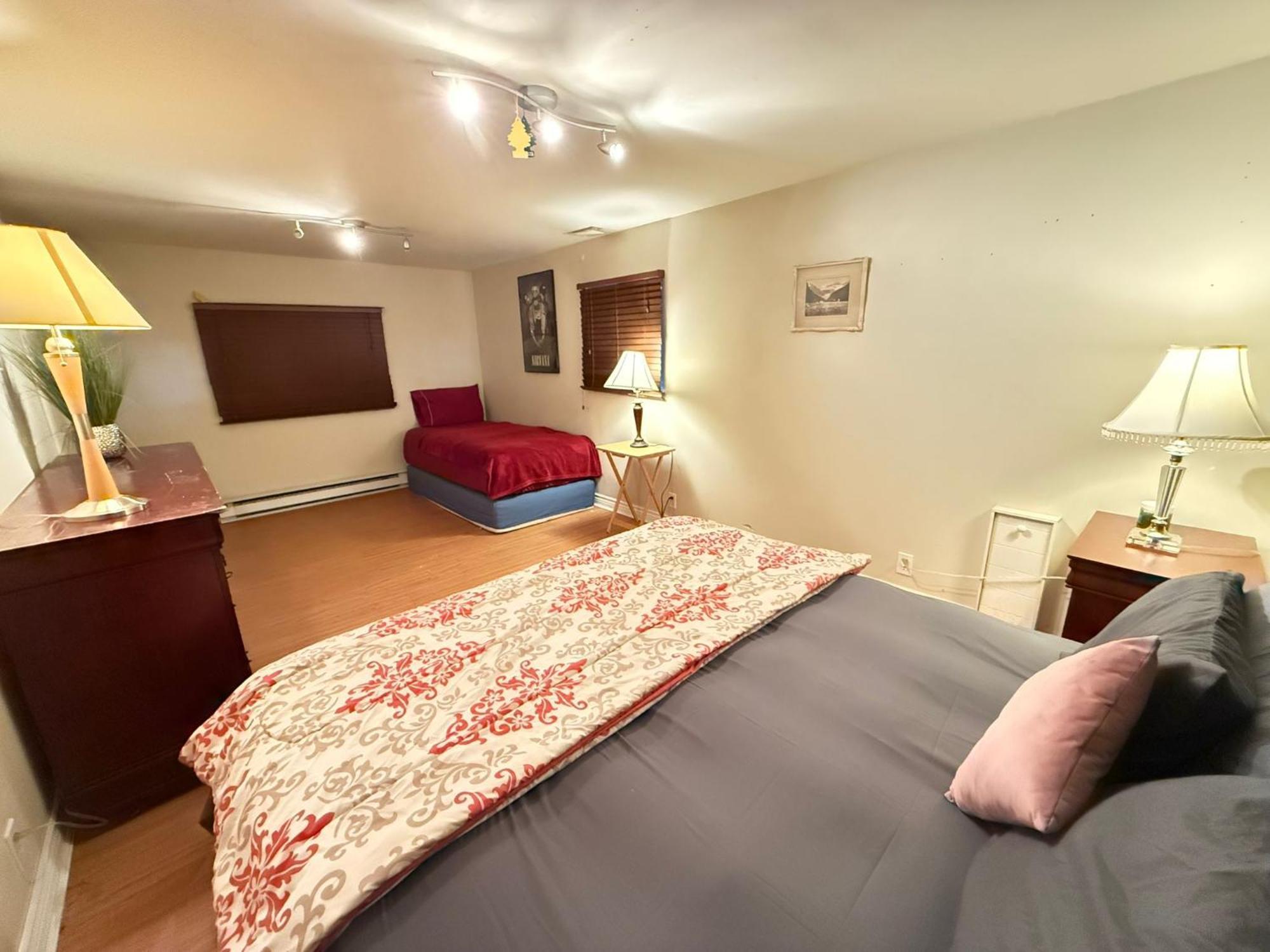 Stay- Near Kitsilano Beach, Ubc & Downtown * Vancouver