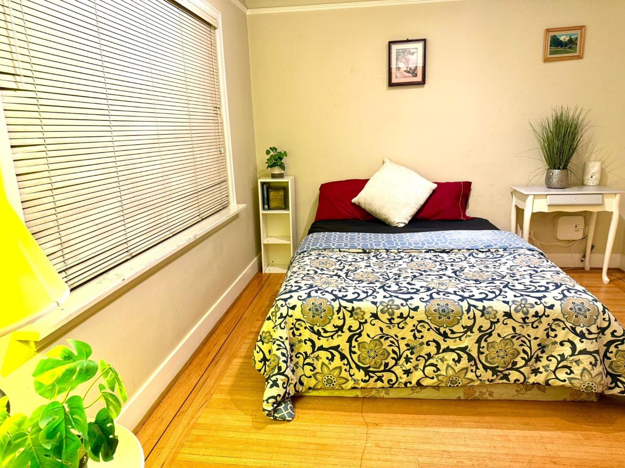 Private In Budget - Near Transit, Shopping, Ubc & Downtown Vancouver
