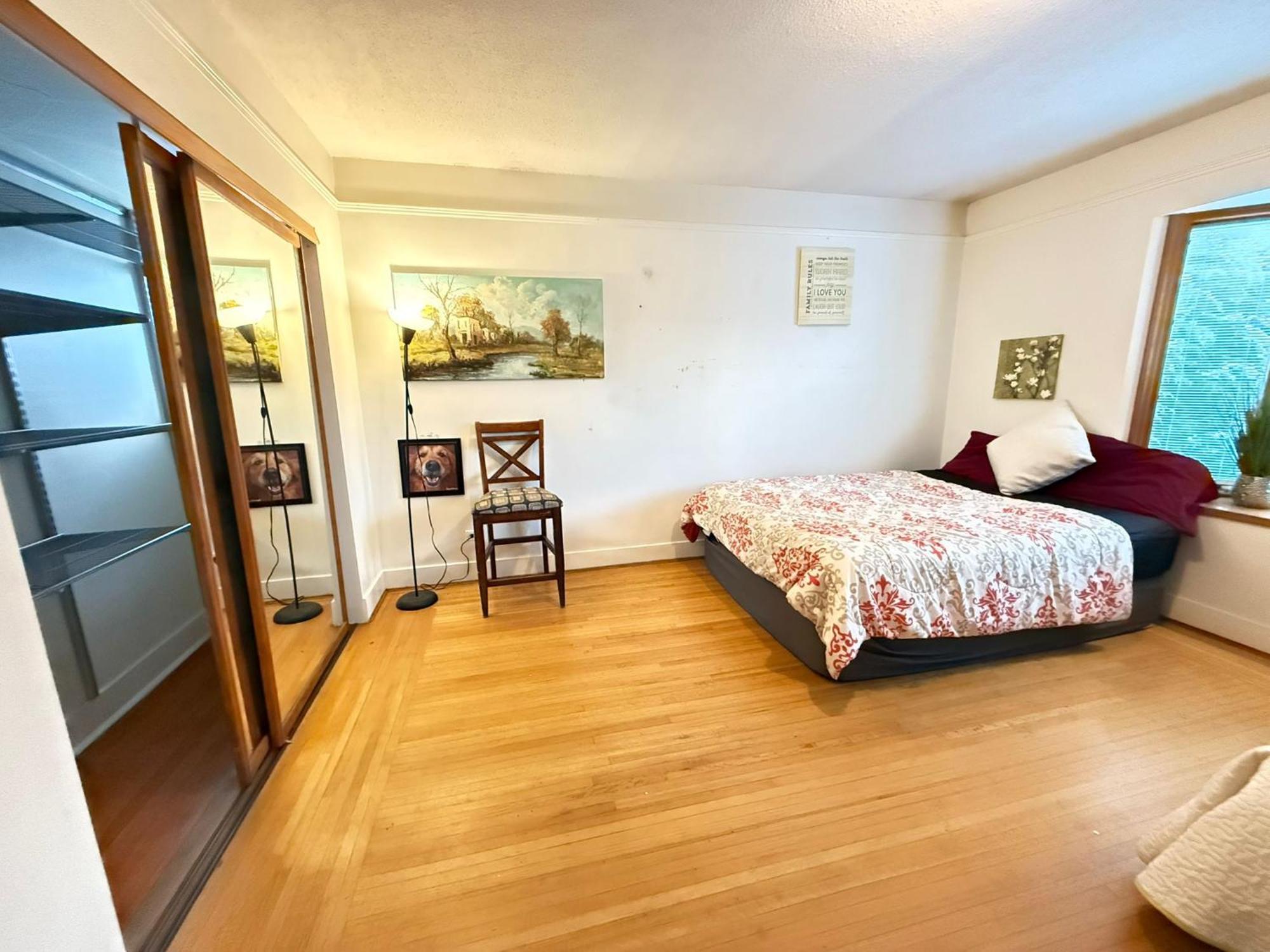 Cozy Room- Near Kits Beach, Downtown & Ubc Homestay