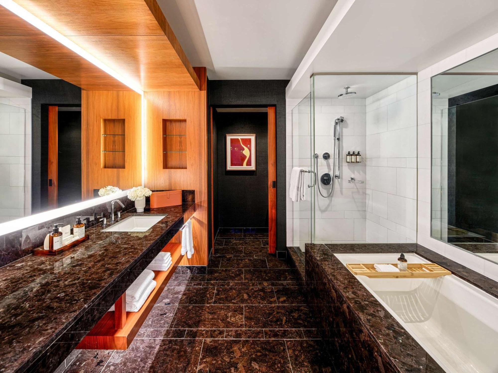 Fairmont Pacific Rim Hotel Vancouver