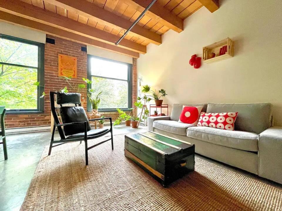 Gastown Loft *