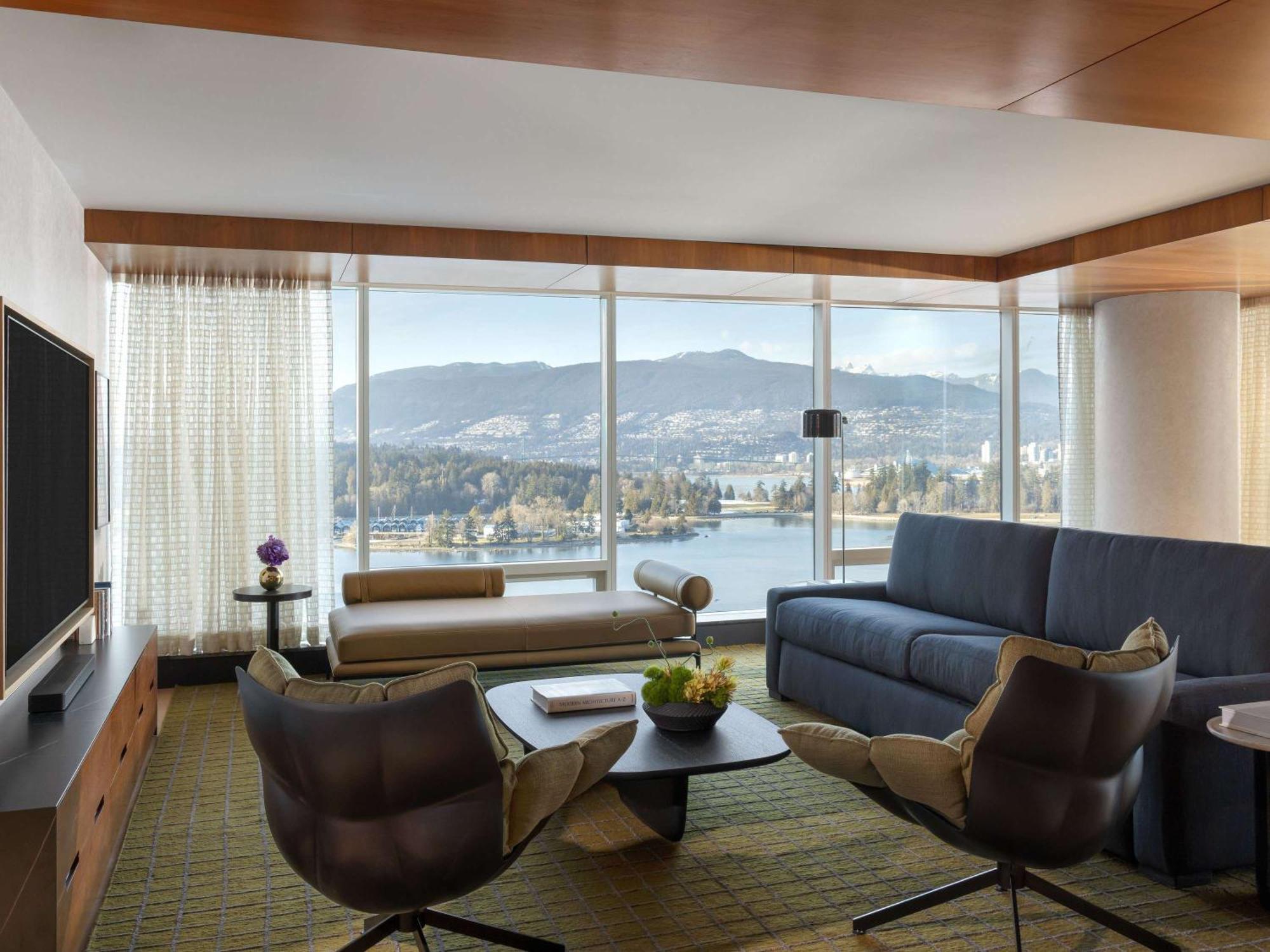 Fairmont Pacific Rim Hotel