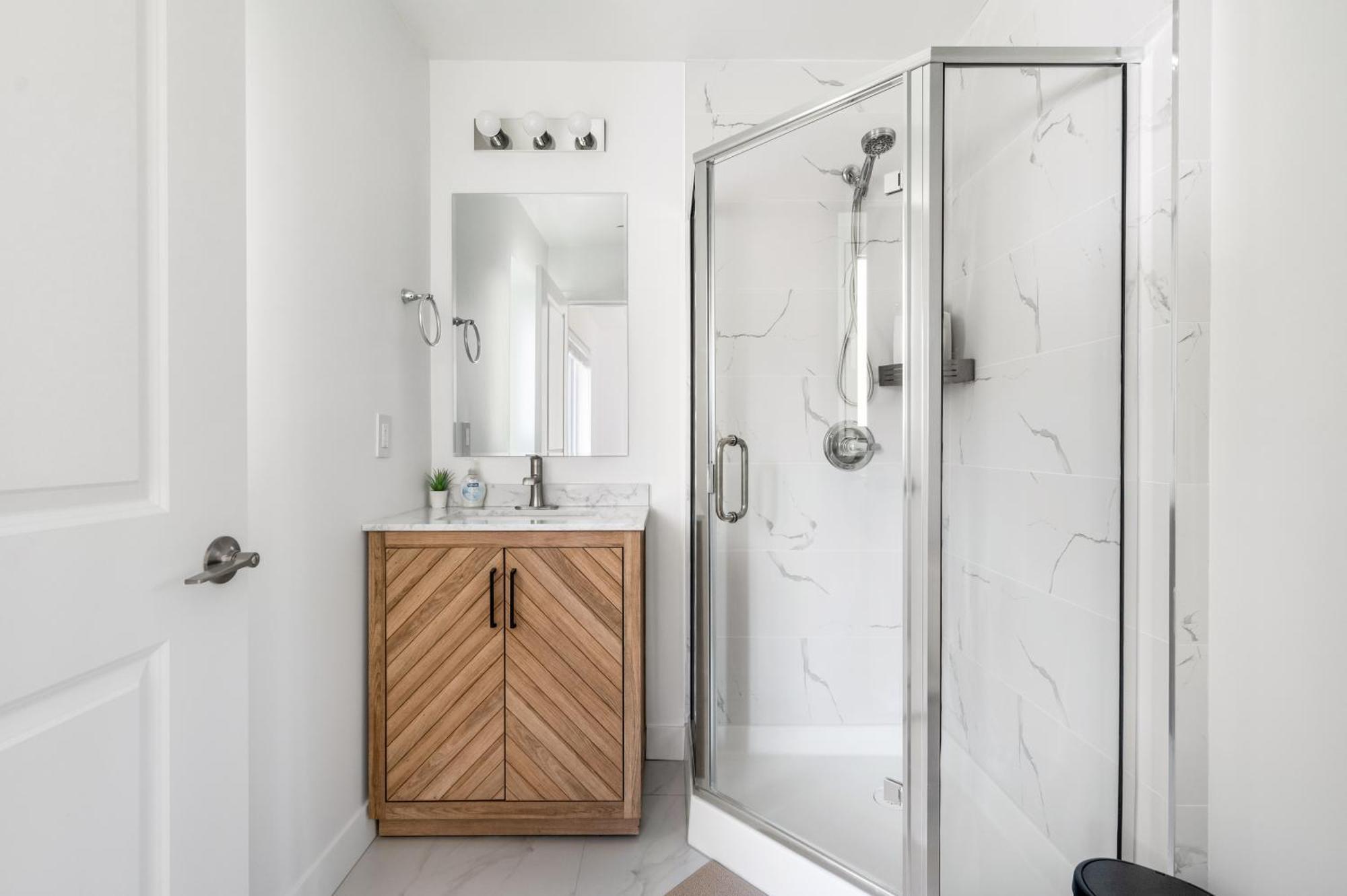 Holiday home Charming 2-bd Retreat In The Heart Of Vancouver