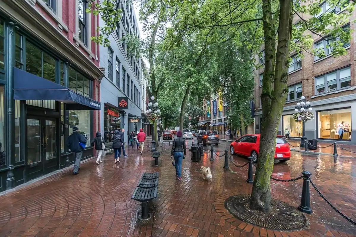 Gastown Loft Apartment Vancouver