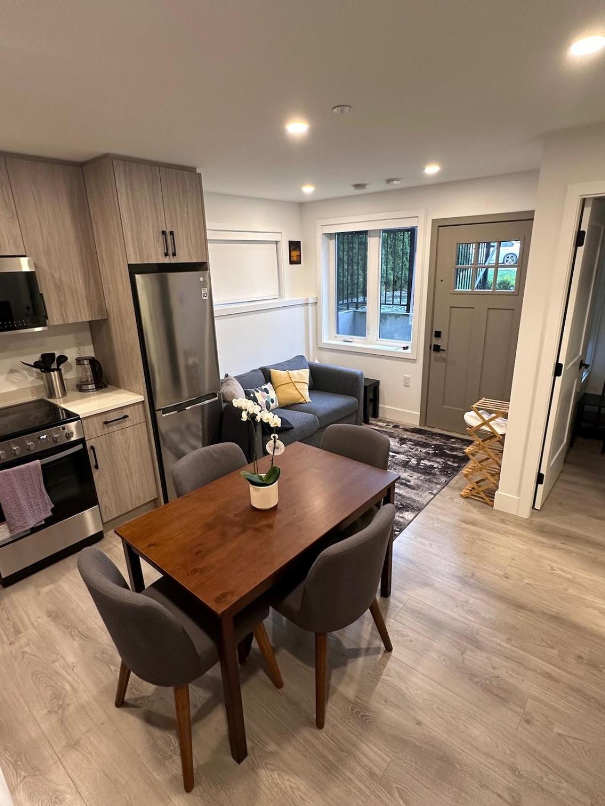 Newly Built Cozy 2-br Hidden Gem Apartment *