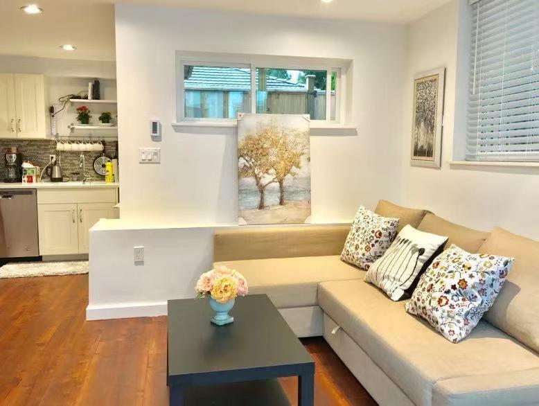 Homestay Mary's Housr - Yvr, Downtown , Ubc *