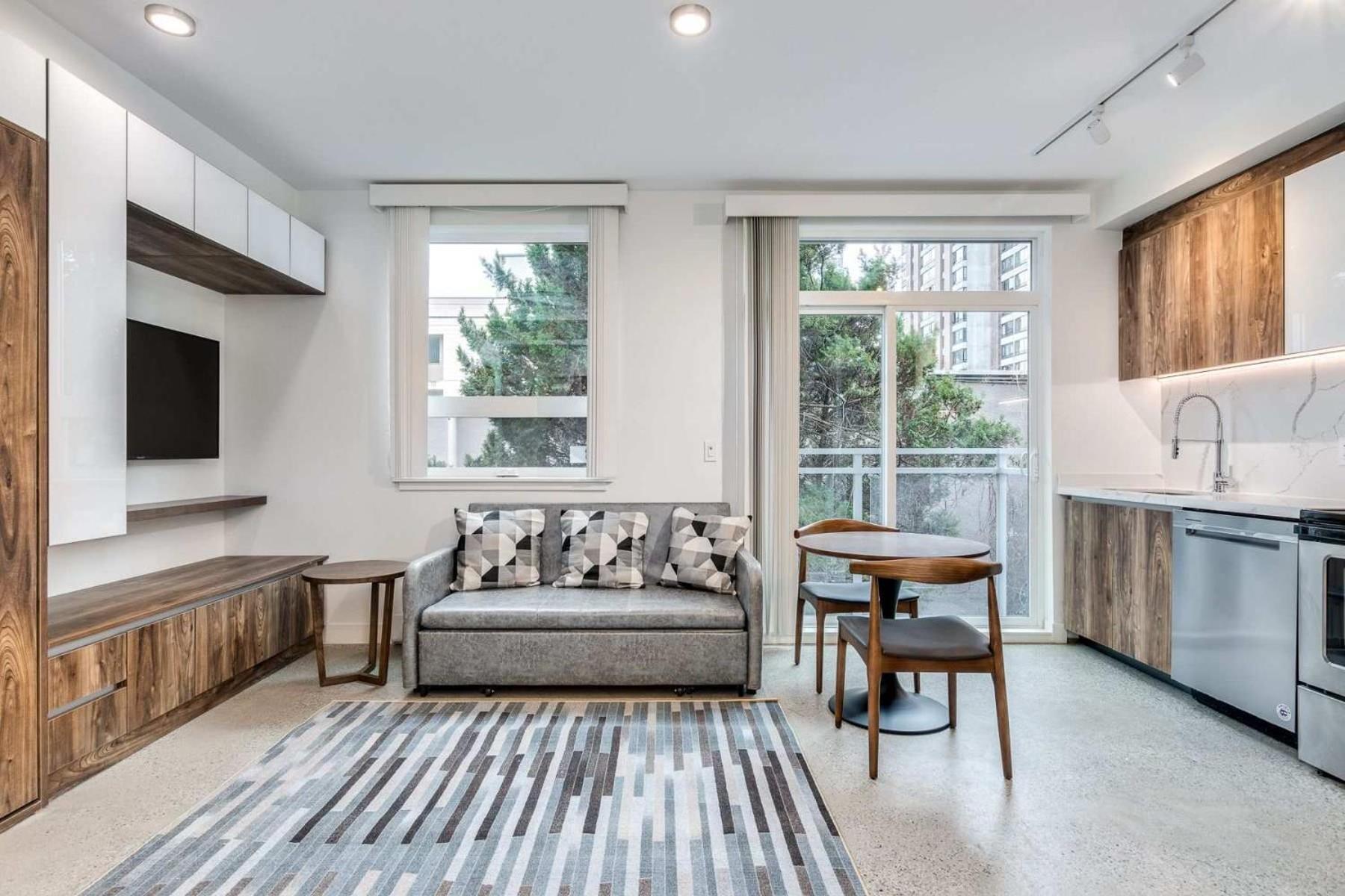 Apartment Luxury Downtown In Quiet Neighbourhood *
