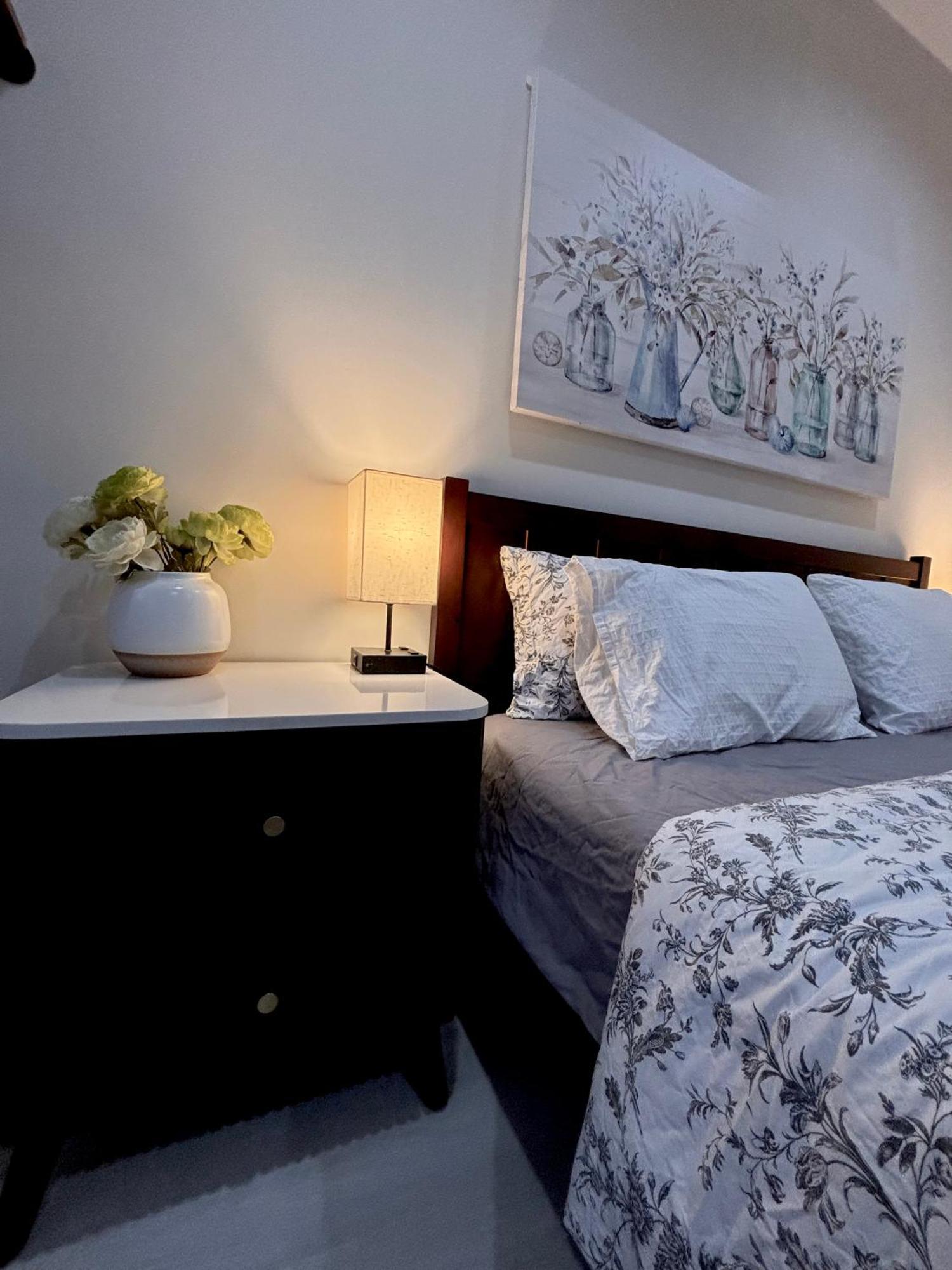 Apartment South *