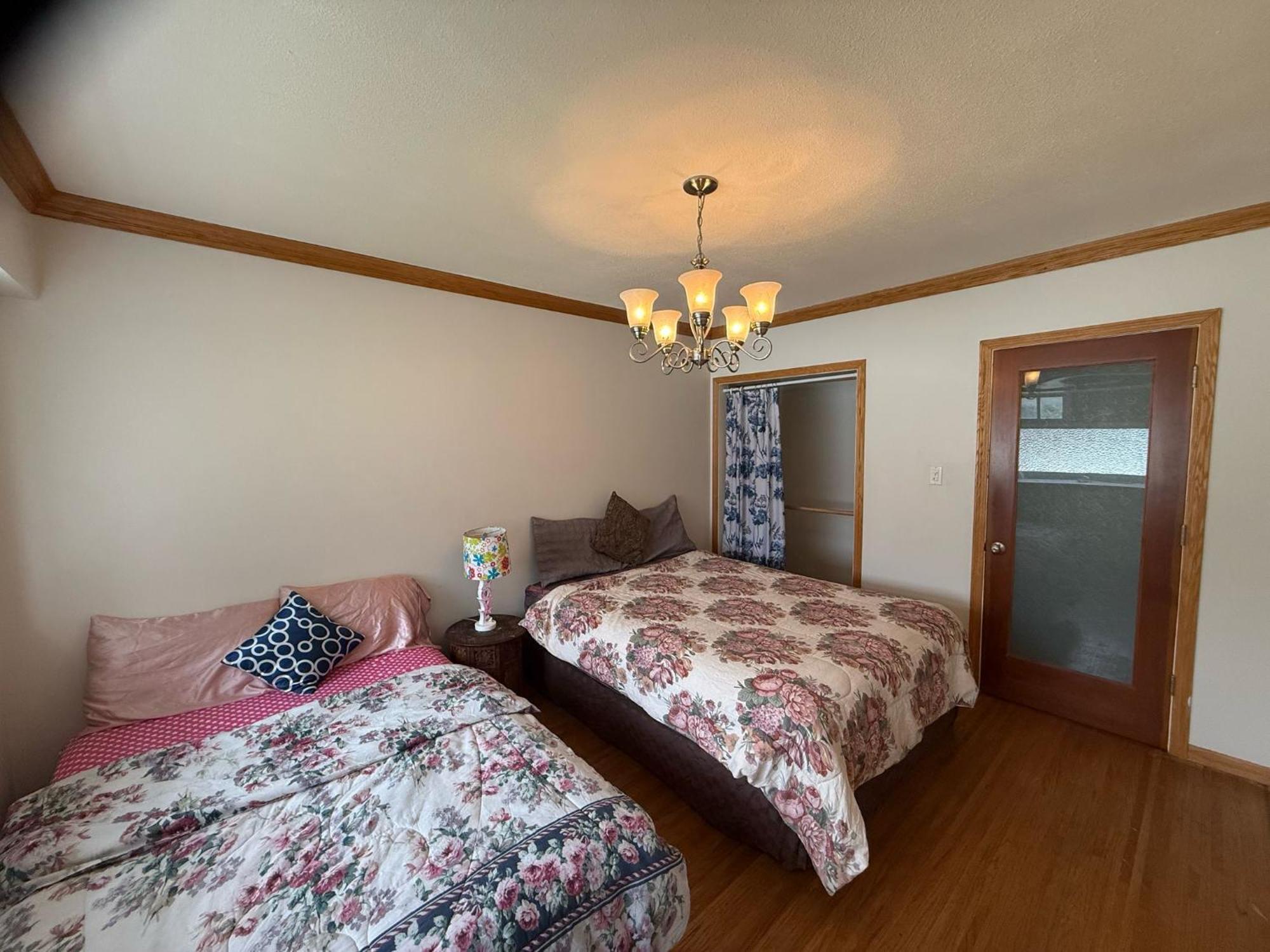 Cedar Hills - Metro Homestay *