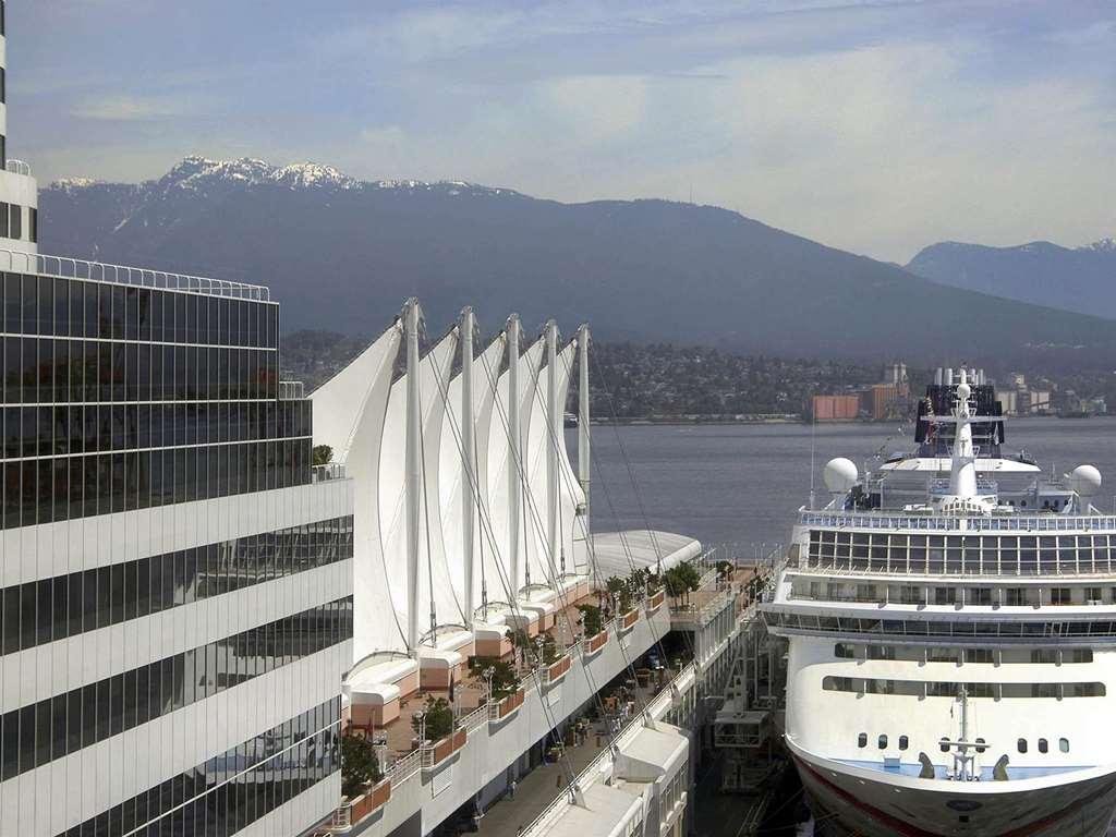 Fairmont Waterfront Vancouver