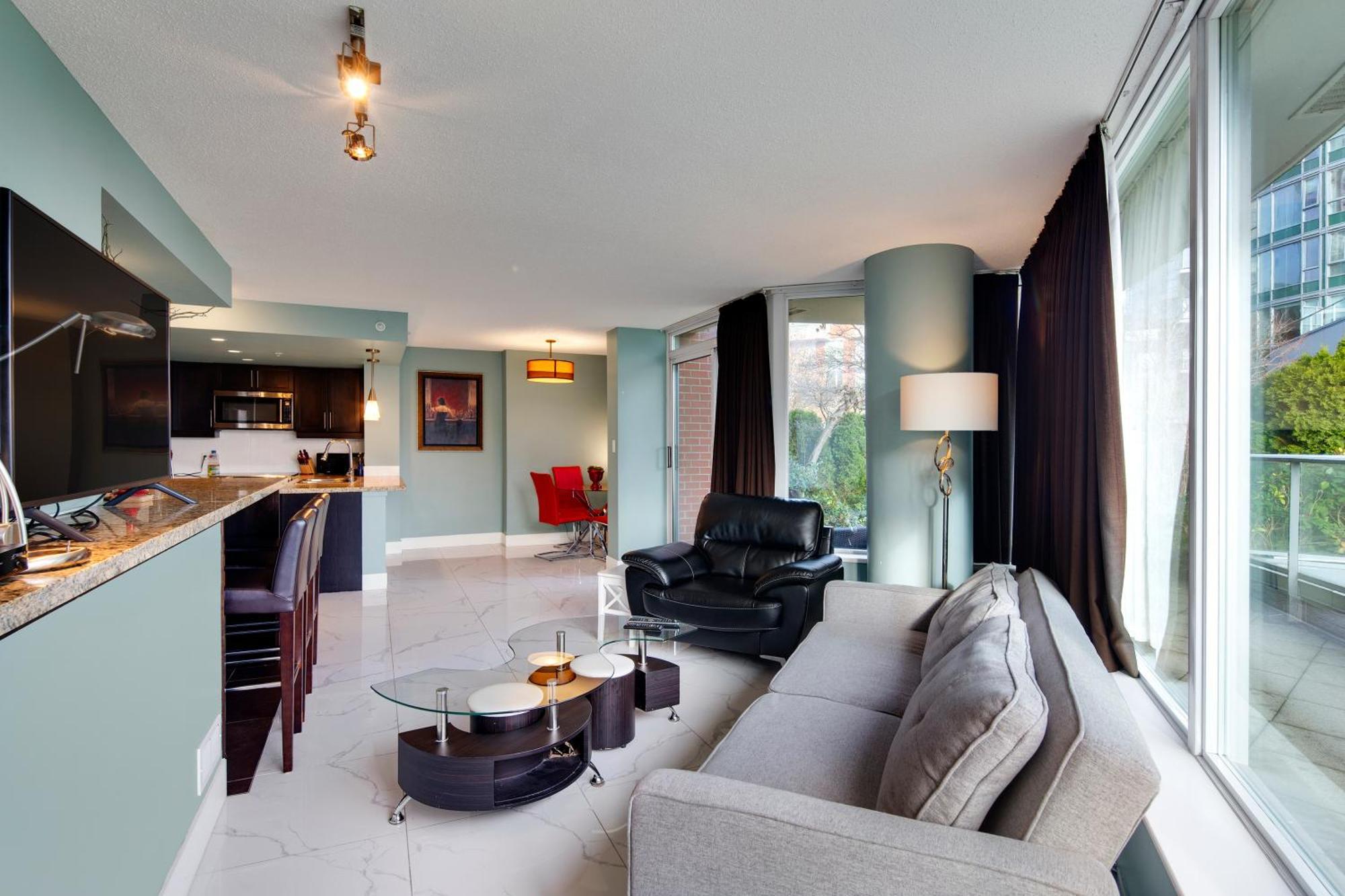 Apartment Chic
