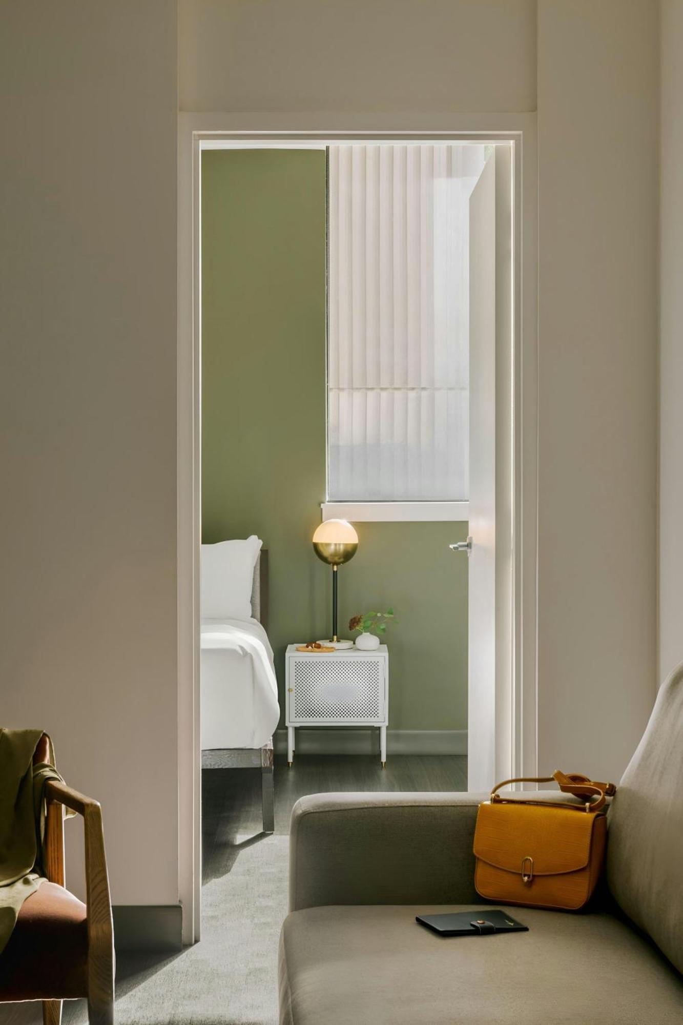Sonder By Marriott Bonvoy Revival Apartments English Bay Aparthotel Vancouver