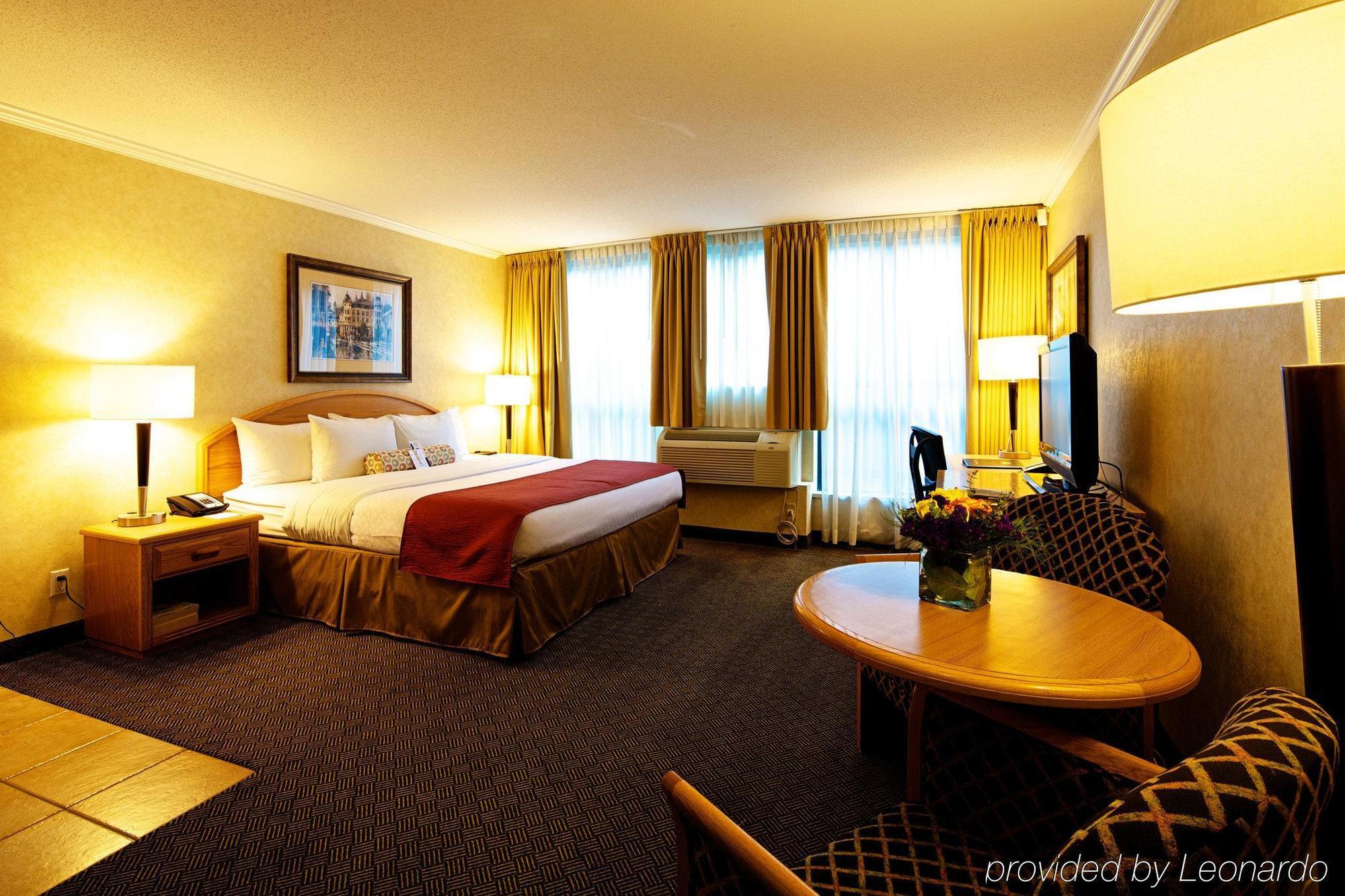 Grand Park & Downtown Vancouver, Ascend Collection 3*