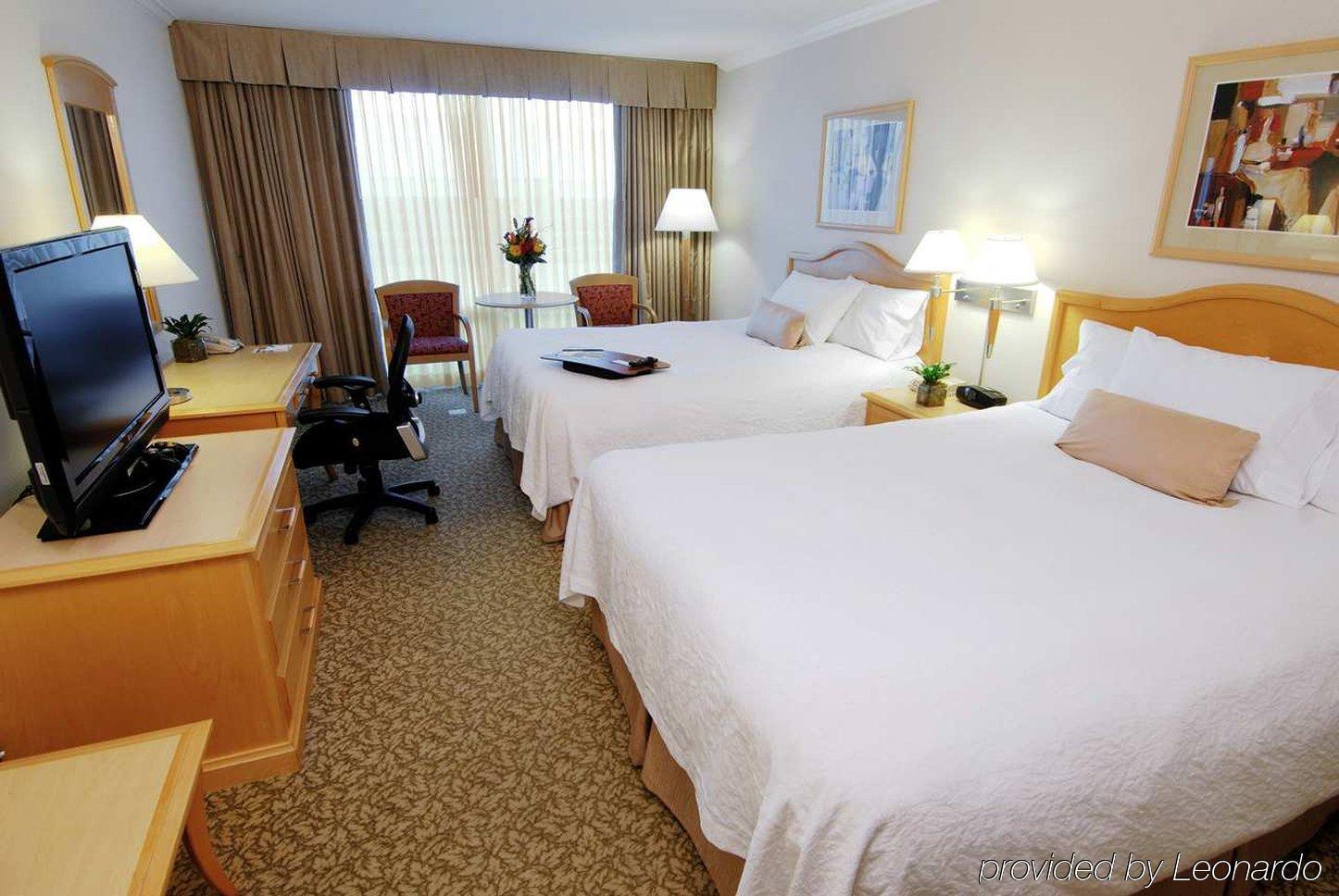 Hotel Hampton & Suites, By Hilton - Downtown 3*