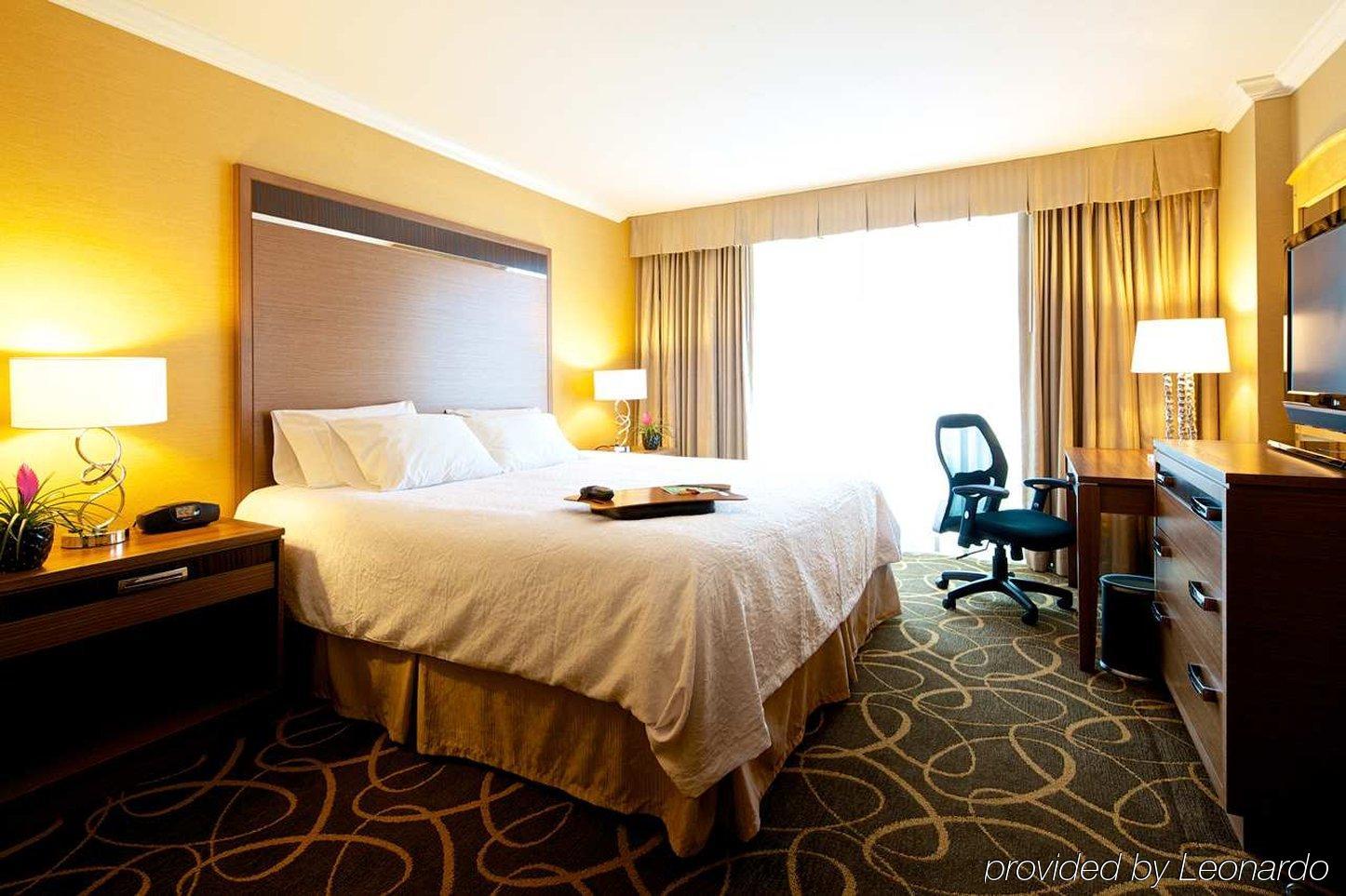 Hampton & Suites, By Hilton - Downtown Hotel Vancouver